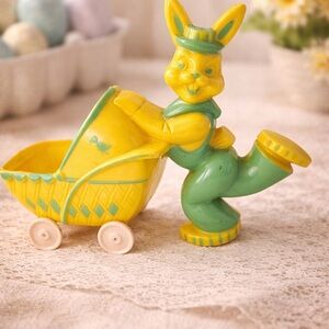 1950’s Rosbro Rosen Easter Bunny Candy Container Carriage Vintage Plastic Rare